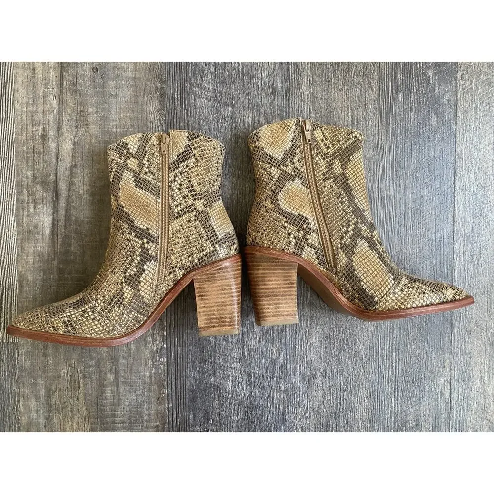 Free People Boots EU Size 37 US 6.5 Barclay Leather Snake Western Ankle Booties